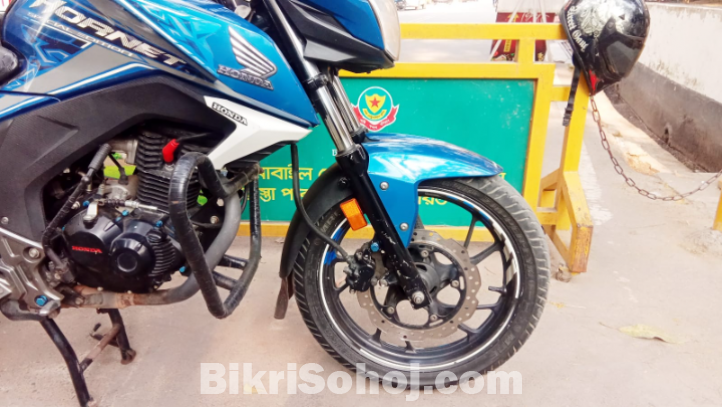 HONDA CV HORNET